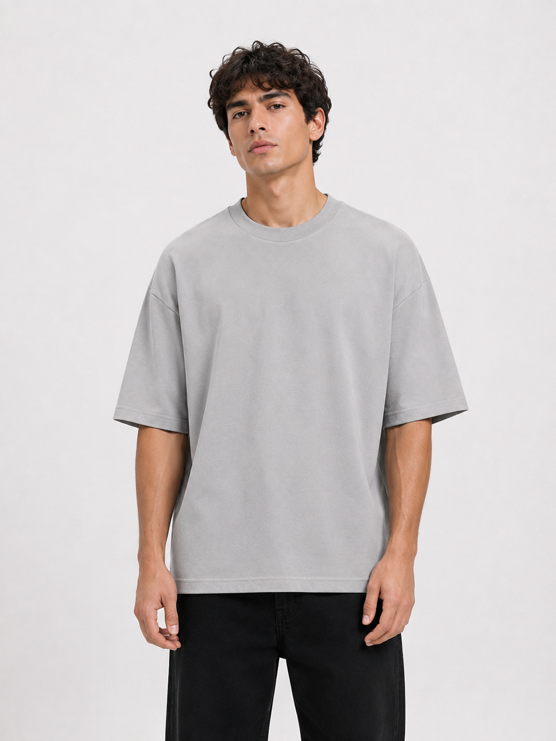 Essential Oversized T-Shirt — Silver