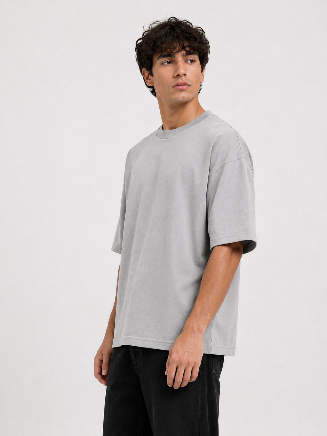 Essential Oversized T-Shirt — Silver